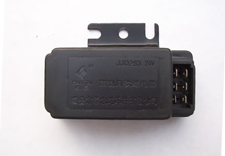 間歇刮水控制器