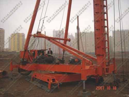 液壓步履多功能打樁架