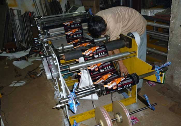 微機控制高速自動切段機、切標機