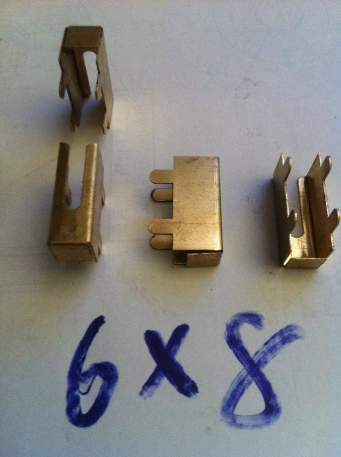 供應電機碳刷架.電機刷盒.刷握.雨刮電機配件