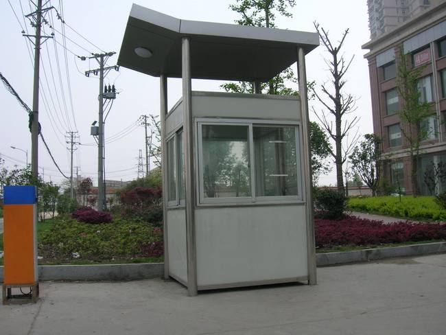 不銹鋼藝術崗亭