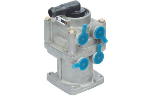 制動總閥 斯太爾王4孔