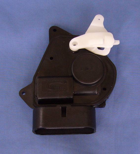 豐田花冠，比亞迪F3、吉利遠景、力帆620 左前門鎖驅動器