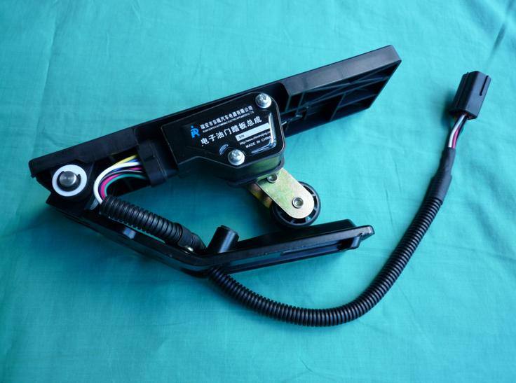 重慶五十鈴天皇100P電子油門踏板