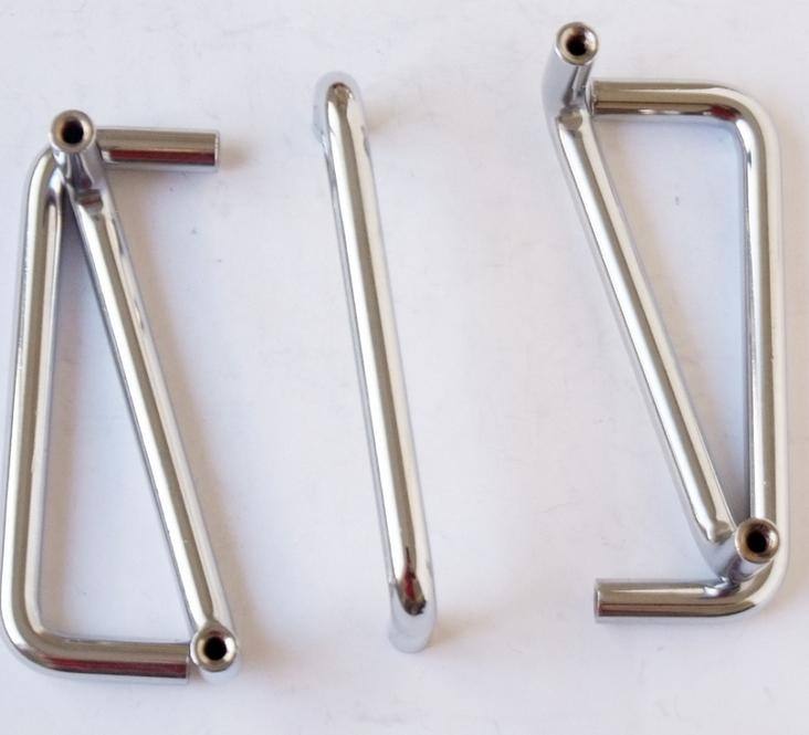 德樂五金公司專業生產以鋅合金為材料的拉手 LS1050