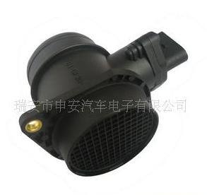 供應06A906461A空氣流量傳感器