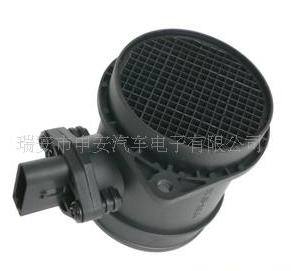 供應熱膜式空氣質(zhì)量流量計