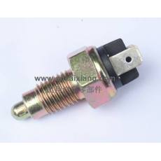 kx-0003 (OEM:020 941 521A) 倒車(chē)燈開(kāi)關(guān)