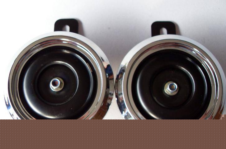 廠家直銷優(yōu)質特價摩托車CG本田王盆形電喇叭