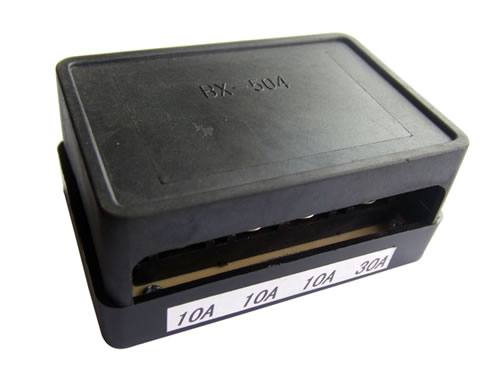 四檔保險(xiǎn)絲盒BX504 