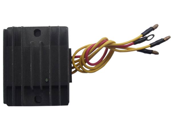 汽車硅整流調(diào)節(jié)器