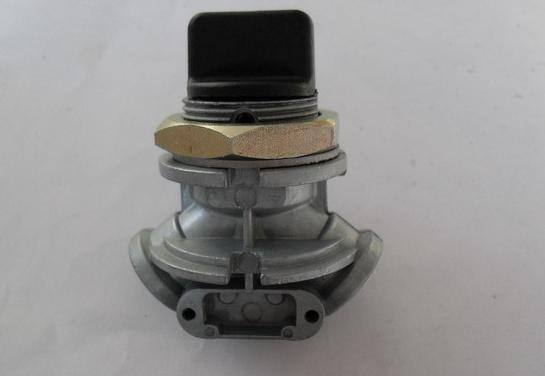 重型車配件：二位二通轉閥/開關閥