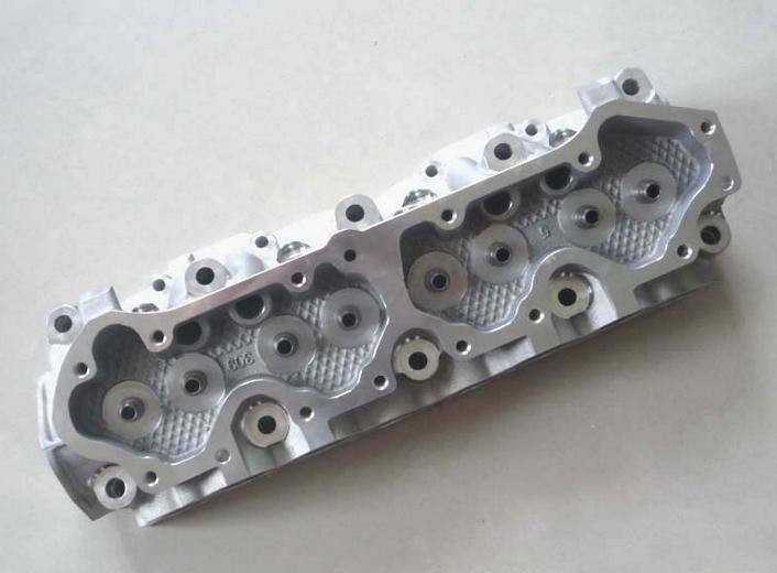 菲亞特1.6L FIAT TEMPRA TIPO Cylinder Head 汽缸蓋
