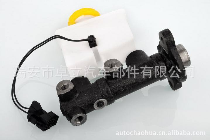 供應馬自達汽車液壓制動總泵/剎車總泵 MAZDA UT13-43-990