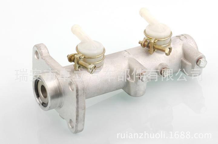 供應三菱制動總泵（剎車總泵） MK321002