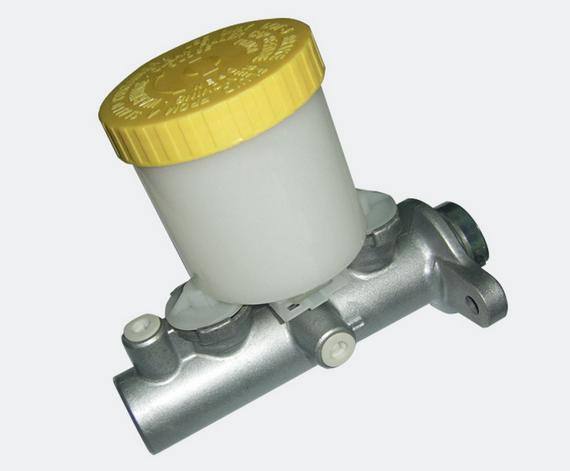 供應尼桑汽車制動總泵/剎車總泵 46010-02J00