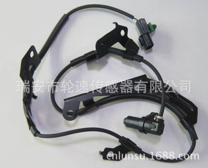 供應(yīng)三菱ABS輪速傳感器MN102573