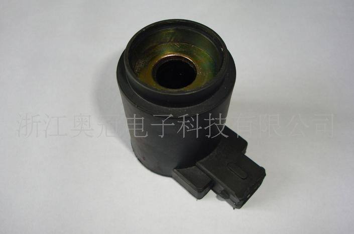 供應汽車COIL TYPAO，12V 8W