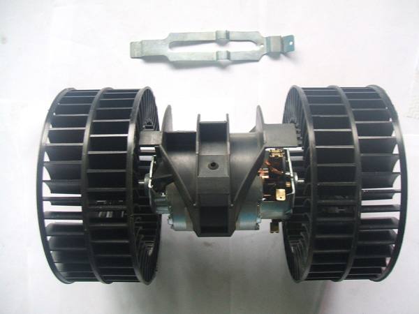 W124暖風電阻QS.QF1206B