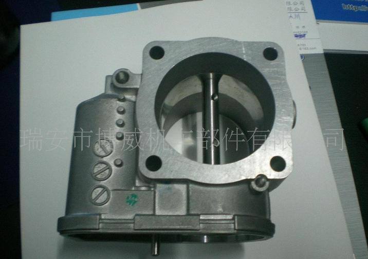 供應各車型系列的全電子節氣門