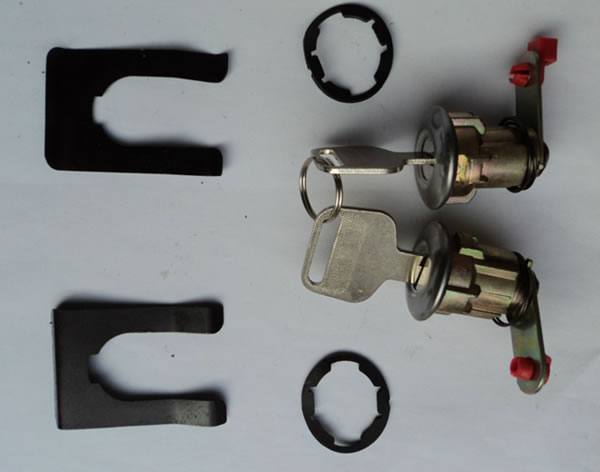 汽車配件廠家直銷 優(yōu)質(zhì)汽車鎖芯 北京1041門鎖芯