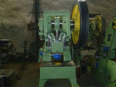 40T-80T連腳非標(biāo)沖床沖壓機(jī)