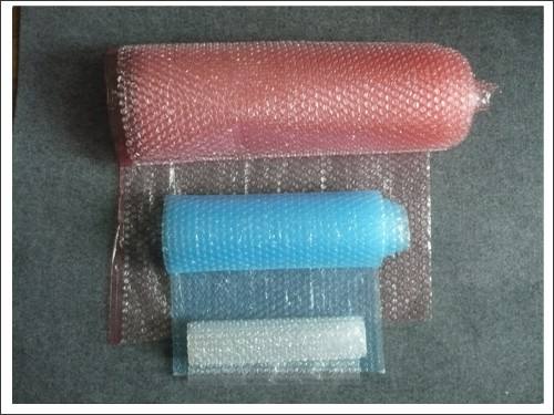 型號(hào)15022 泡直徑10mm 紅白藍(lán) 氣泡膜 氣泡袋