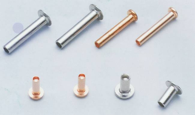 鉚釘觸頭頭部于尾部的同軸度