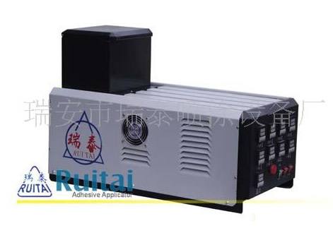 供應(yīng)紙箱封箱熱熔膠機(jī) 小型熱熔膠機(jī) 熱熔膠噴涂機(jī) 噴膠封箱機(jī)