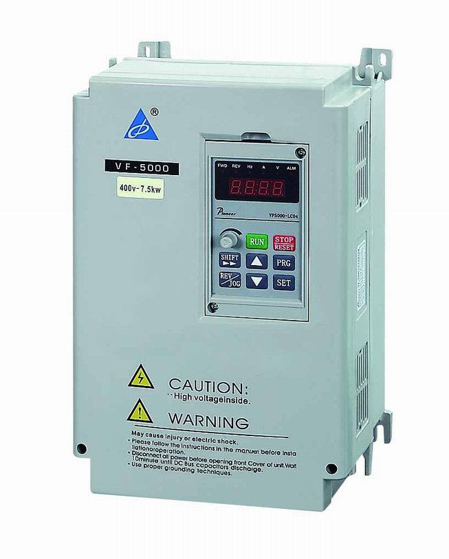 VF5000(7.5~11KW)變頻器帶外箱
