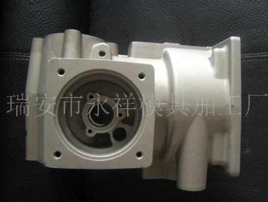 供應低壓鋁壓鑄模具