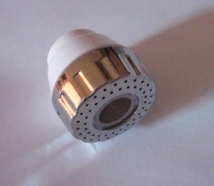 廠家大量供應水龍頭，萬象管花灑