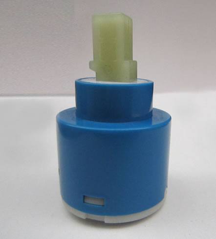 專業批發35T-P3塑料閥芯，優質閥芯