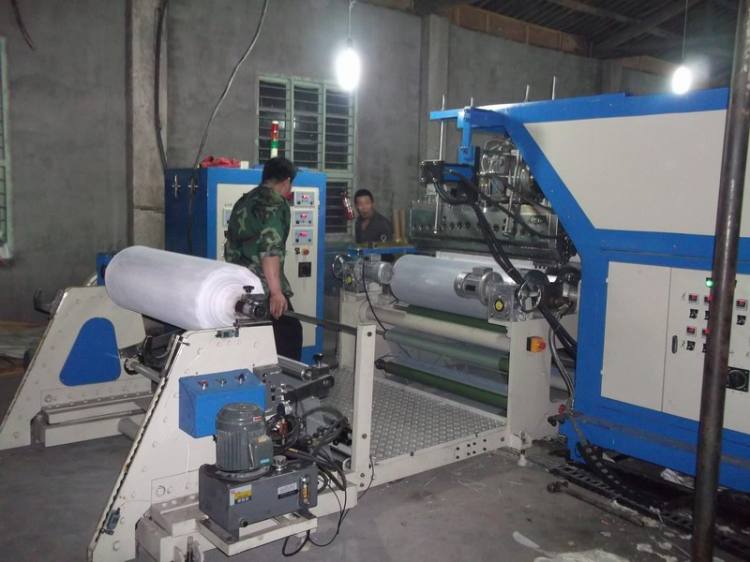 TPU低溫熱熔膠港寶（熱熔膠片）生產線