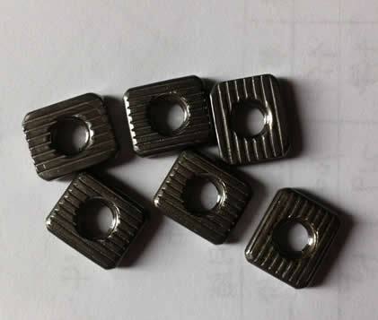 M5長方形壓花螺母