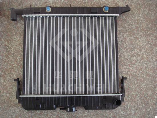 歐寶 OEM:1300012 汽車(chē)散熱器
