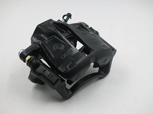 吉利自由艦優利歐前（加大）卡鉗