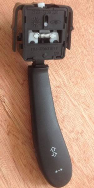 拉達(dá)汽車轉(zhuǎn)向組合開關(guān)1118-3709310TY 