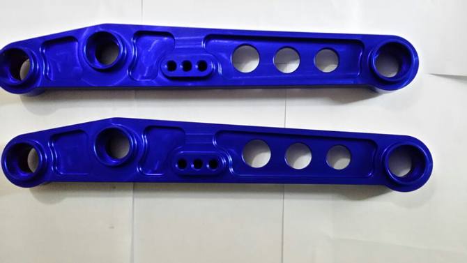 汽配擺臂寶藍色彩色氧化