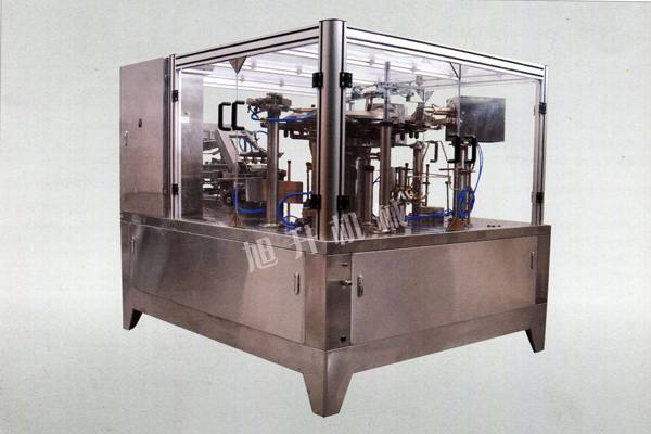 XS6/8-200A旋轉(zhuǎn)式包裝機(jī)