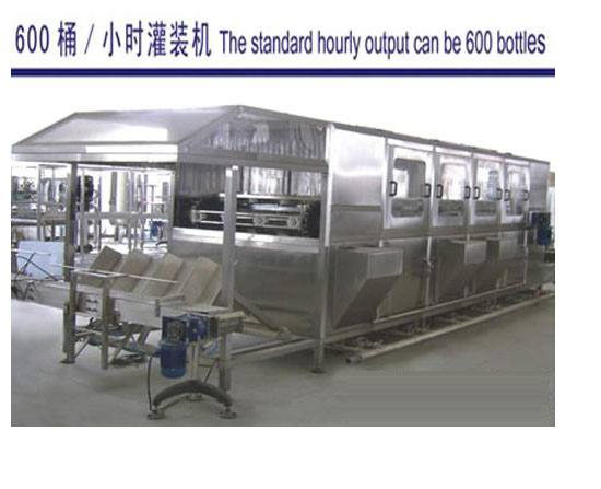 BY全自動桶裝水灌裝機(jī)
