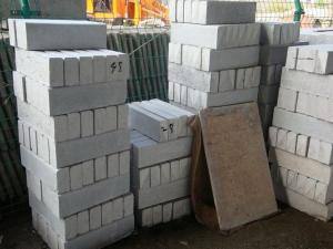 仿真小側(cè)石