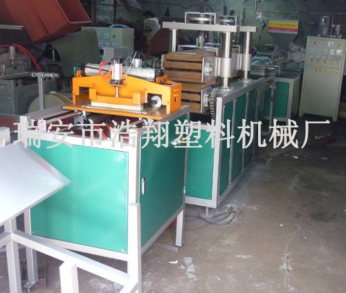 箱包蜂巢板生產線2