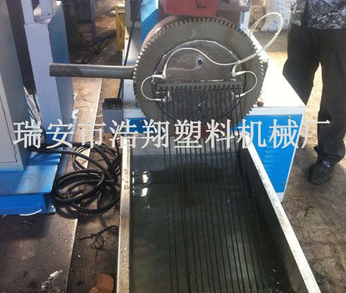 PVC-PE-PP-ABS拉條造粒機(jī)-2