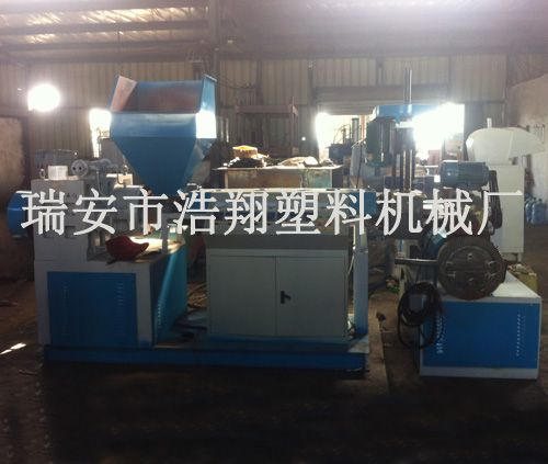 PVC-PE-PP-ABS拉條造粒機3