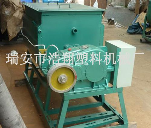 臥式拌料機(jī) 2