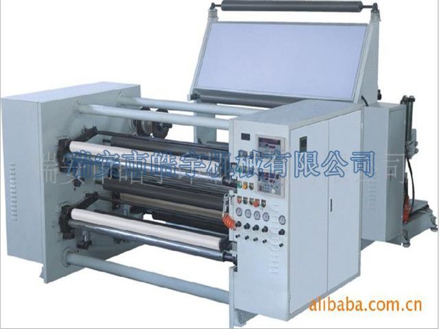 FQ-1600型高效PET薄膜分切機