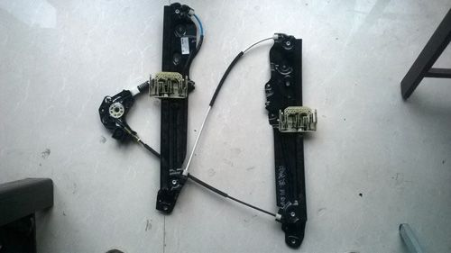 寶馬5系前門汽車玻璃升降器