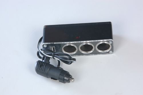 車充 3孔點煙器