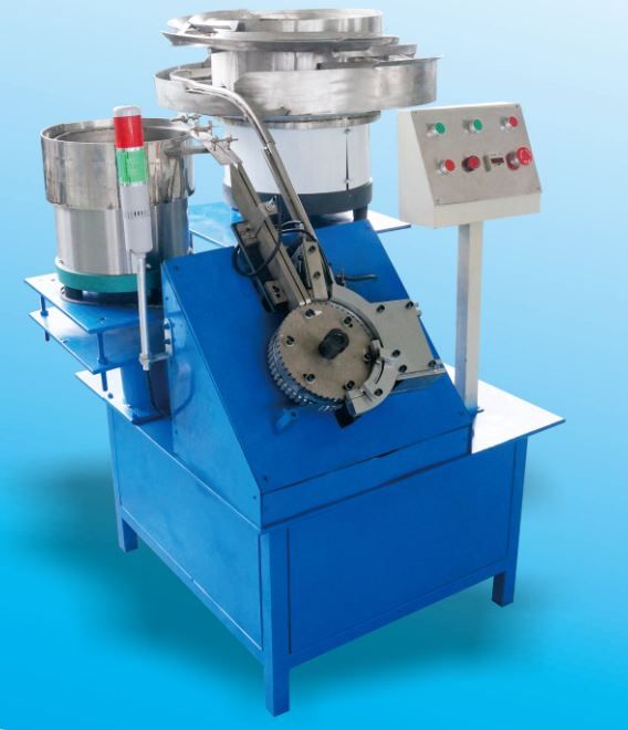 鋼釘線卡組裝機